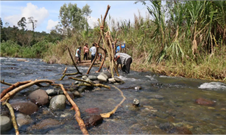 Bribri nation practicing Di’katö̀k, April 2025 (photo credit: Alí García Segura)