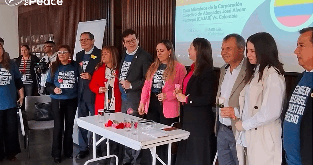 Personas parte del colectivo de Abogados José Alvear Restrepo